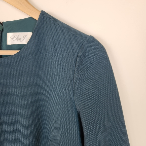 NWT Eliza J Dark Green Tiered Ruffle Hem 3/4 Sleeve Shift Dress Sz 2 - Picture 2 of 9